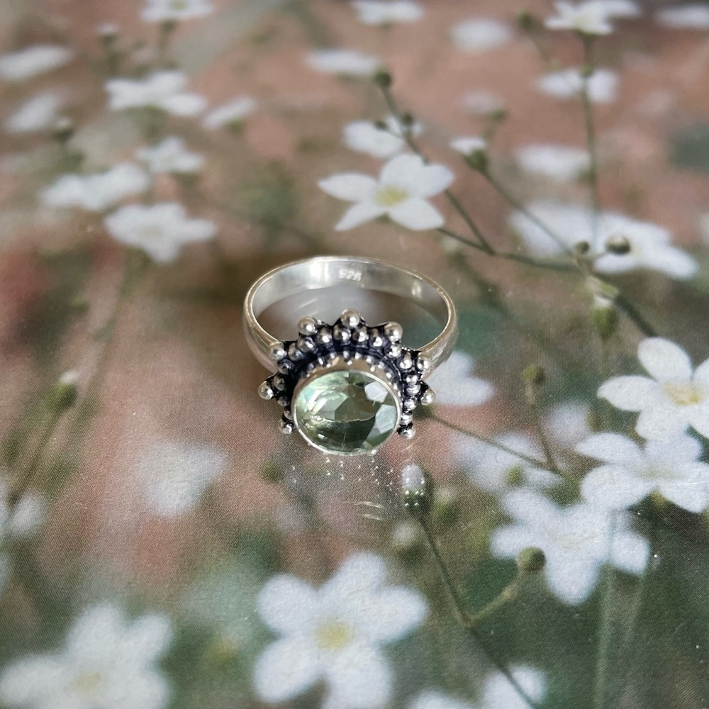 Stunning Green Amethyst Sterling Silver Ring Size 7